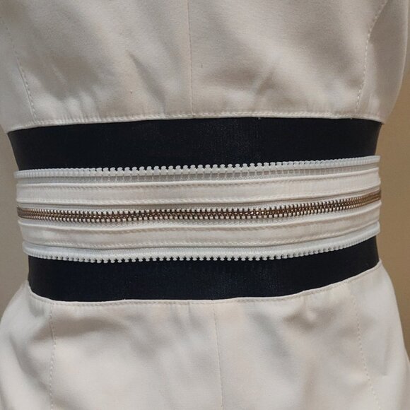 💥SHOWSTOPPER💥VTG Bebe Zipper Detaile Blazer in Brigth White & Black - Picture 13 of 16